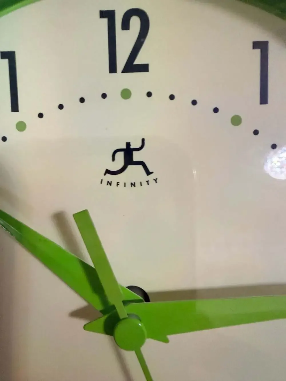 Retro Square Apple Green Plastic 9.25-inch Infinity Instruments Wall Clock